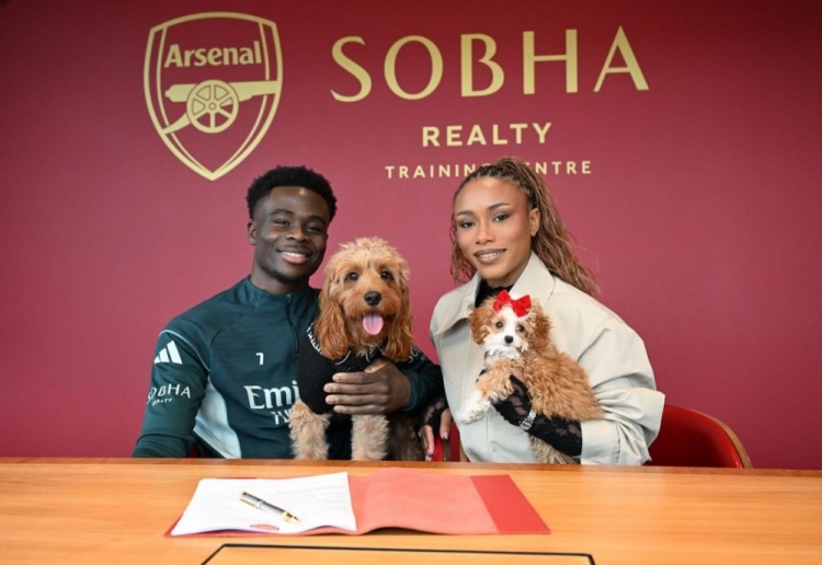 九游体育-值得纪念！萨卡社媒晒照，庆祝达成阿森纳生涯300场里程碑+取胜